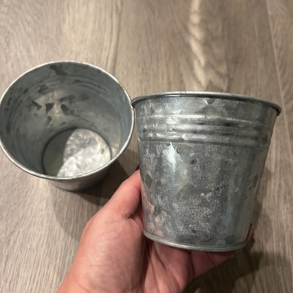Set of 2 Mini Metal Pails - Picture 1 of 3